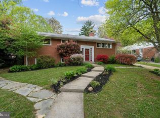 5933 Avon Dr, Bethesda, MD 20814