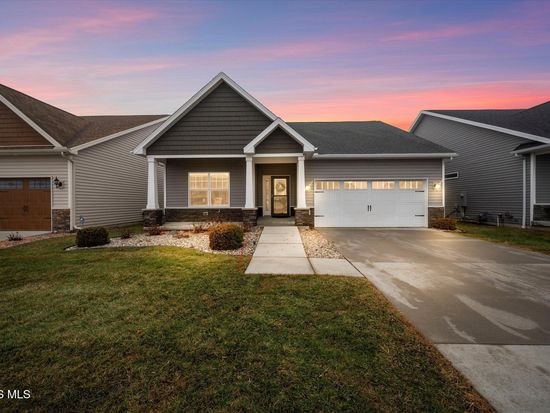 4736 Lakeside Dr, Maumee, OH 43537