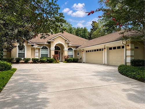 5104 Foliage Way Photo 1