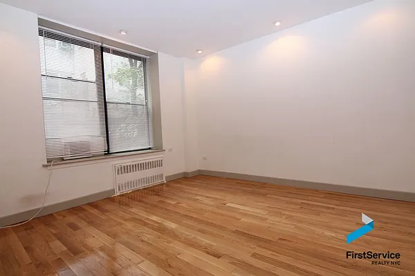 Rented by FirstService Realty (legacy) | media 13