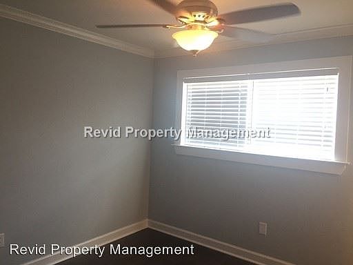 2nd image of 1632 Monroe Ave APT 3