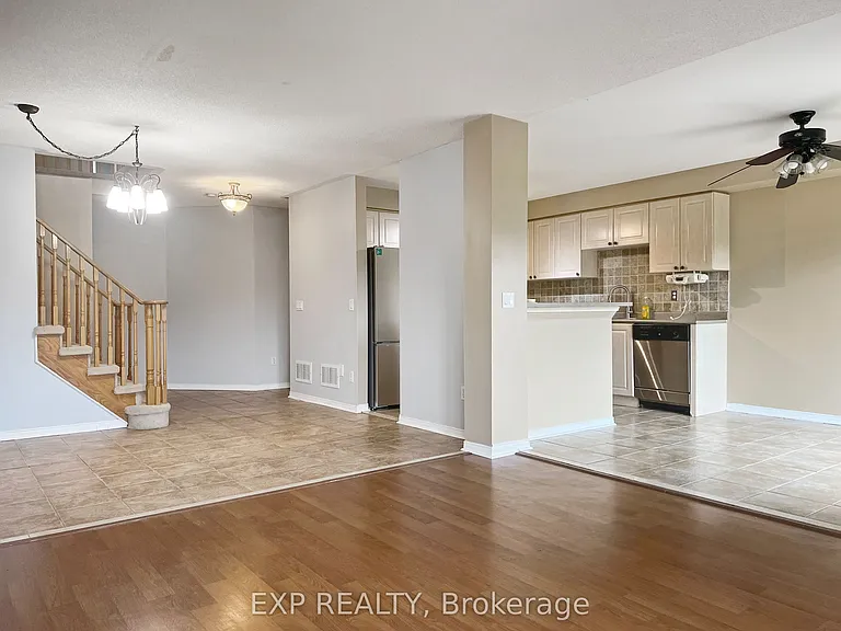 26 Millcliff Cir #UPPER — Photo 29
