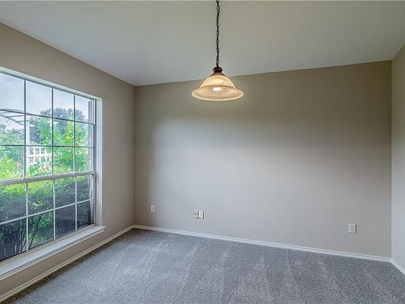 4th image of 1708 Goddard Bluff Dr