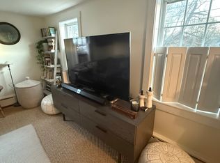 8 River Rd, Cape Neddick, ME 03902