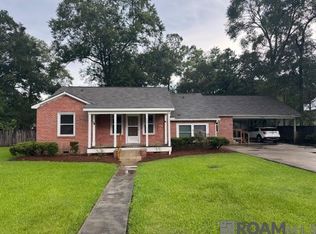 304 Pine St, Denham Springs, LA 70726