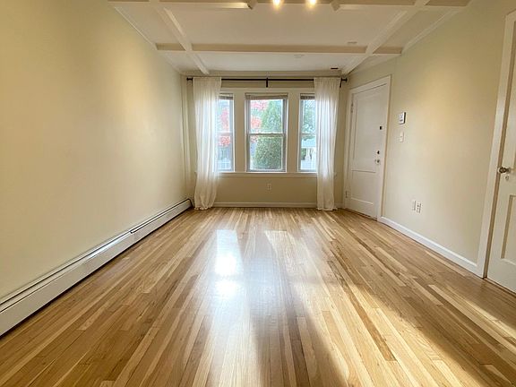 3rd image of 94 Old Colony Ave APT 2