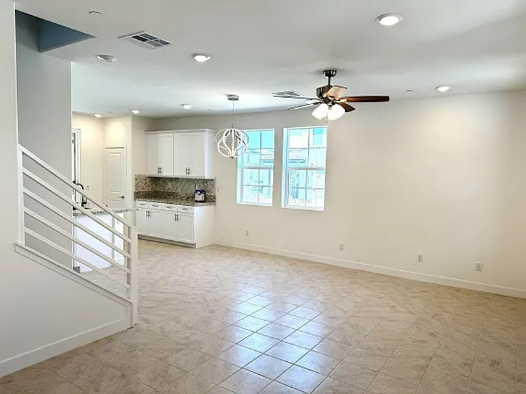 41512 Stanford Rd — Photo 5
