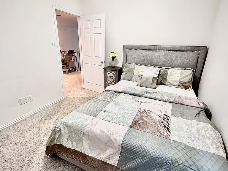 1237 Tioga Dr — Photo 6