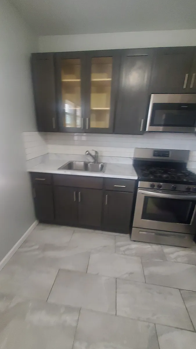 Building Photo - 269 S Fulton Ave #2