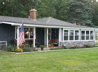 3928 Hunt Rd, Lapeer, MI 48446