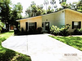 370 3rd St, Atlantic Beach, FL 32233
