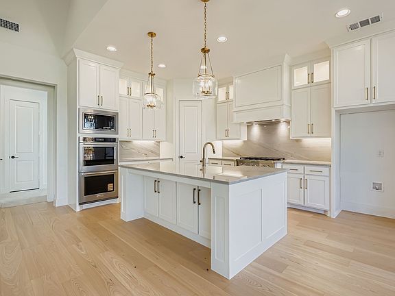 6th image of this home