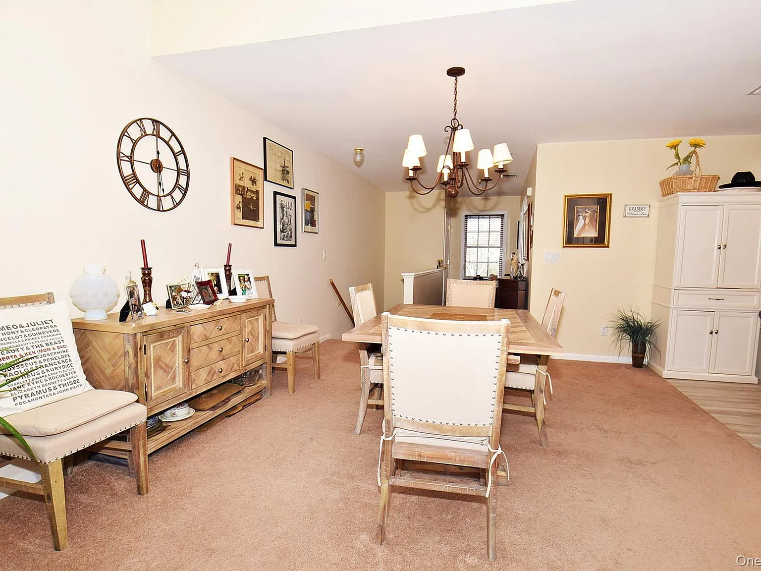 2 bed, 2.0 bath, 1100 sqft, $3,650 — Photo 4