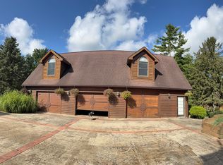 55742 Resort Rd, Three Rivers, MI 49093