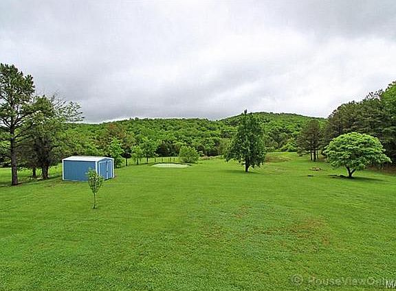 3rd image of 14975 Oak Den Ln