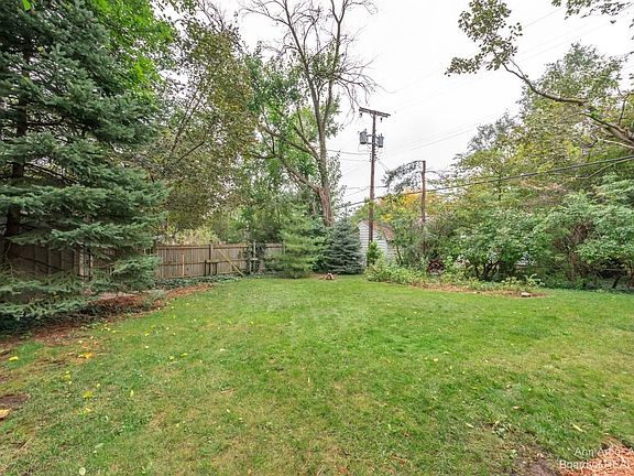 2nd image of 1920 Brock Ct