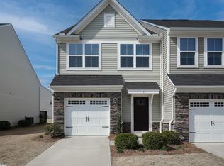 7 McGuires Pl, Simpsonville, SC 29680