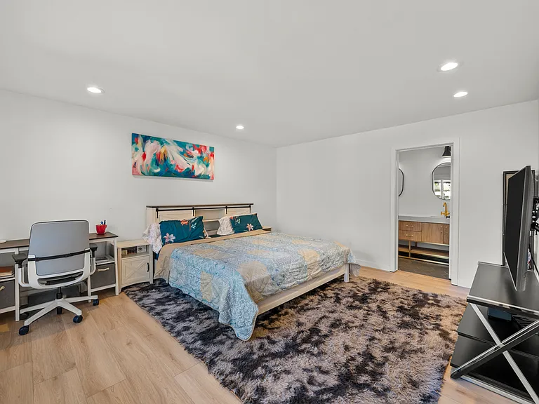 3066 Apache Cir — Photo 32