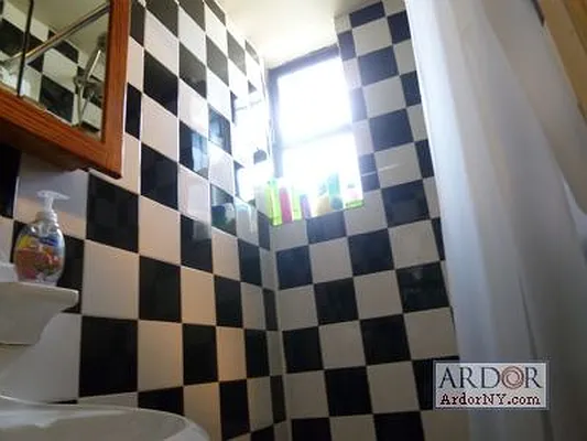 Rented by ArdorNY | media 4