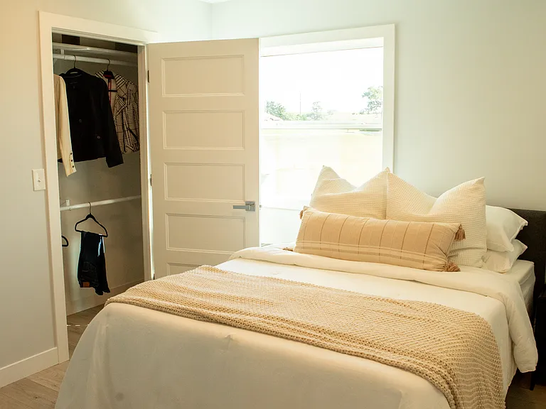 The Retreat at Paradise Valley Apartments — Photo 19