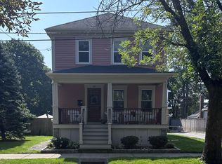 88 Burton St #2, Bristol, RI 02809