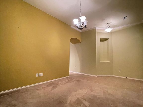 Front dining or be used as front office/living