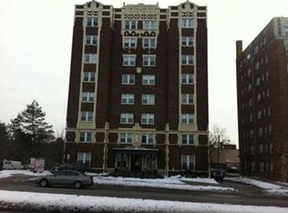 323 Emanuel Cleaver Ii Blvd APT 1C, Kansas City, MO 64112