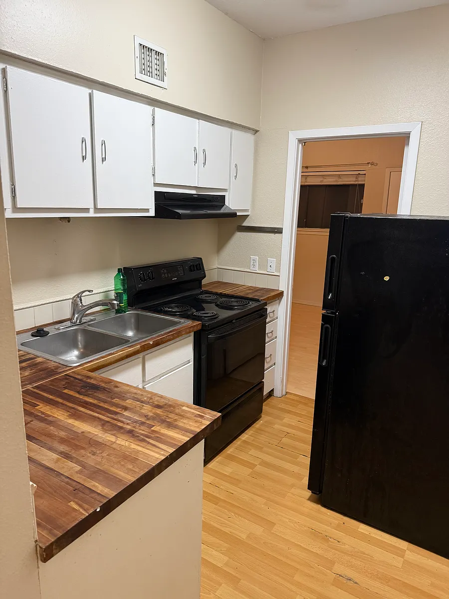 Building Photo - 3000 Guadalupe St #212