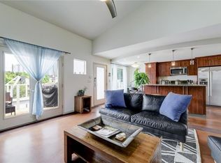 41 Waller St APT 305, Austin, TX 78702