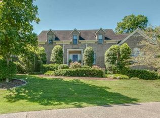205 Woodford Pl, Nashville, TN 37215
