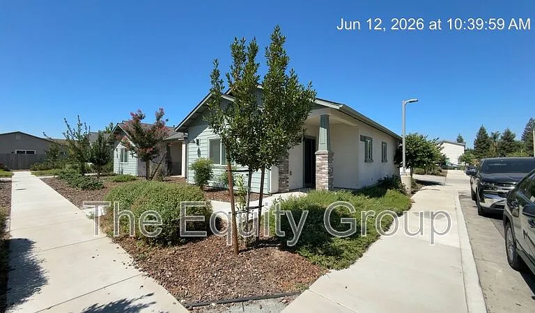 510 S Summit St #101 — Photo 1