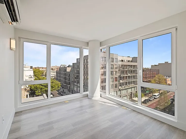 2605 Snyder Ave #2E — Photo 5