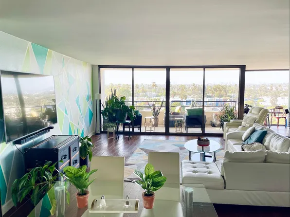 4316 Marina City Dr, Marina Del Rey, CA