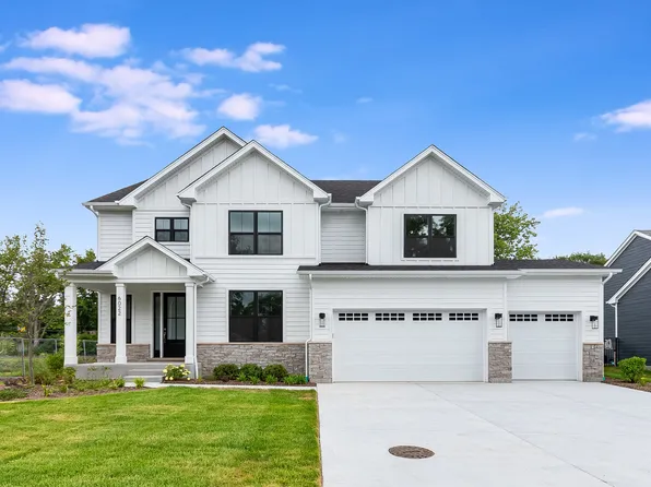 6022 Fairview Ave, Downers Grove, IL 60516