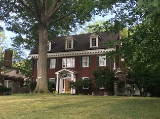 2517 Stratford Rd, Cleveland Heights, OH 44118