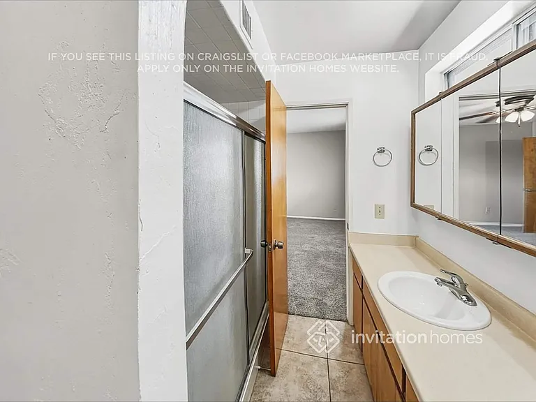 12801 N 112th Ave — Photo 14