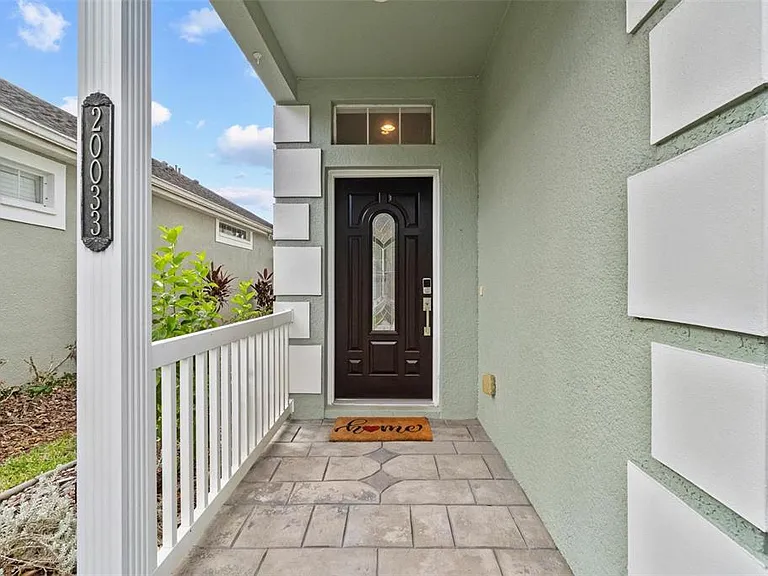 20033 Heritage Point Dr — Photo 3