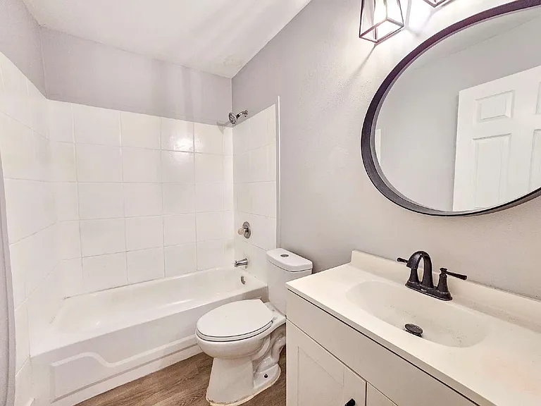 4160 Barna Ave #B — Photo 6