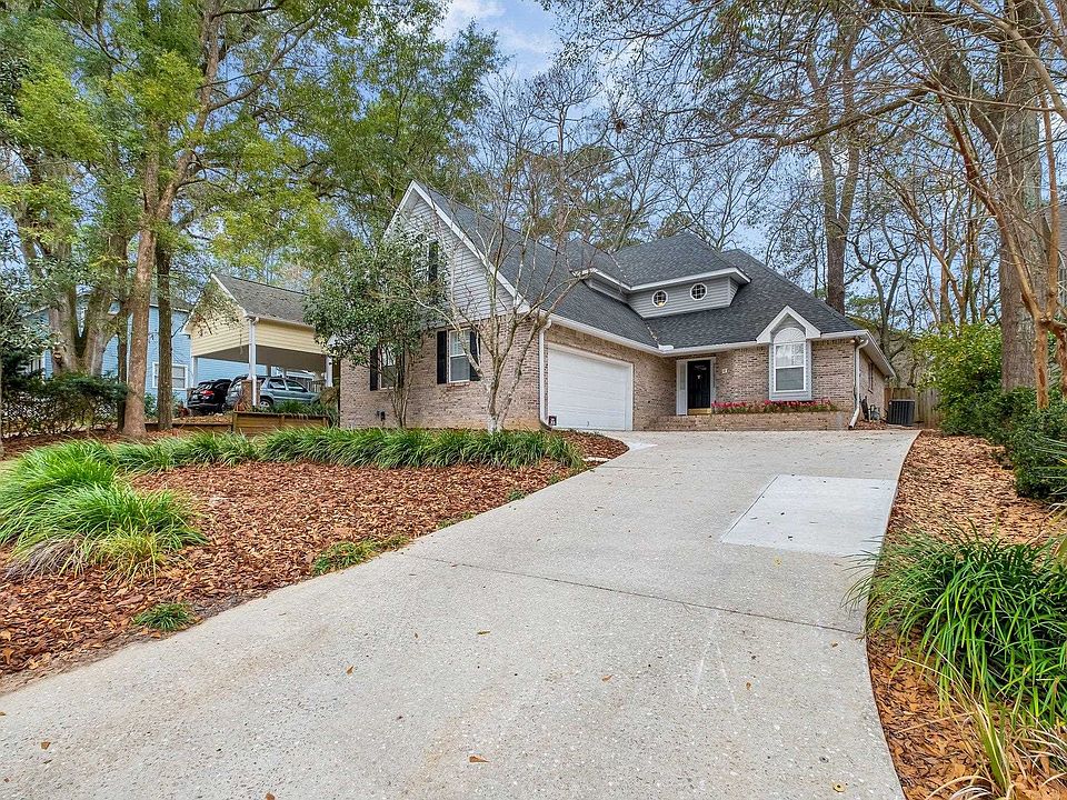 1st image of 2022 Forest Glen Ct