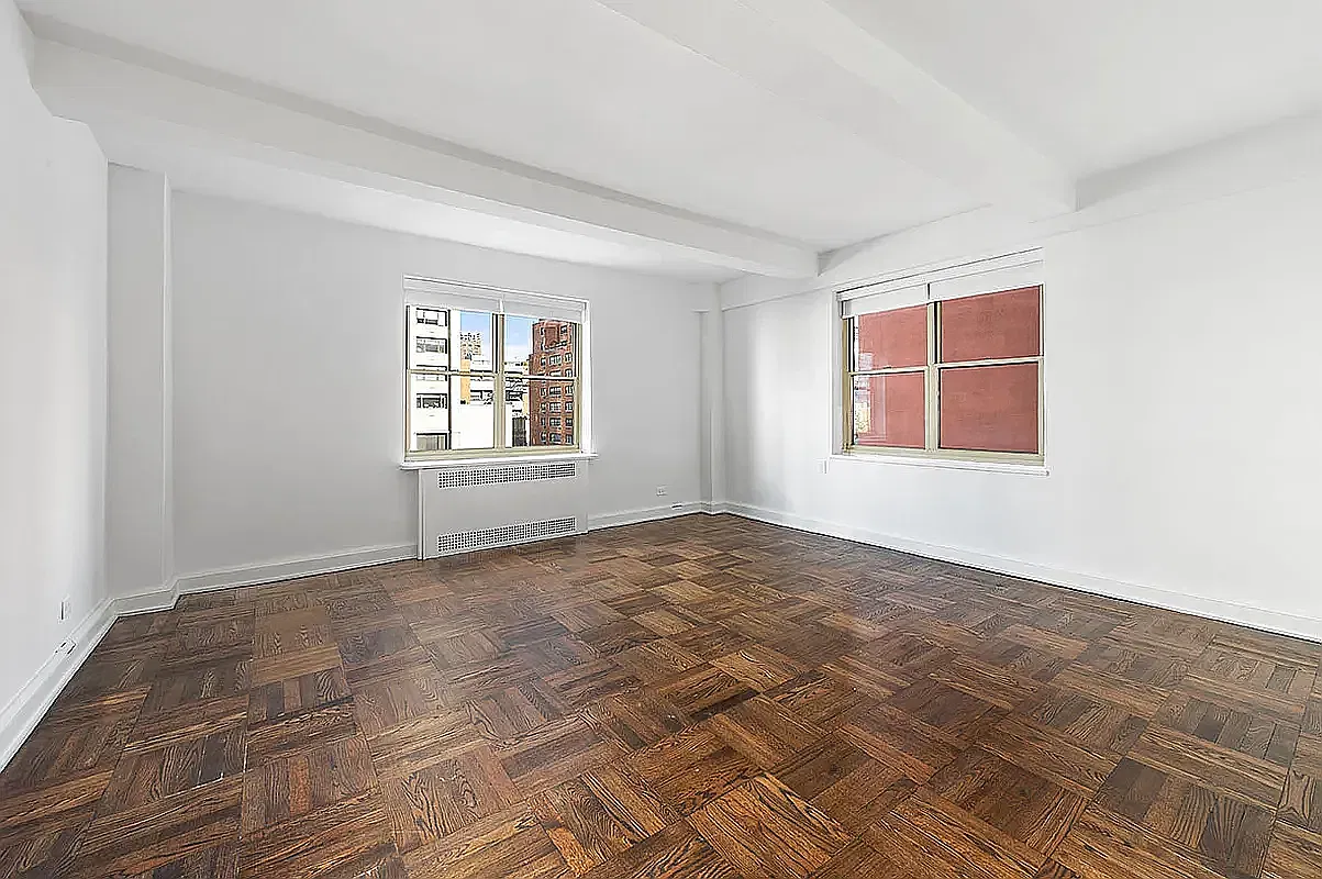 300 East 57th Street — Photo 2