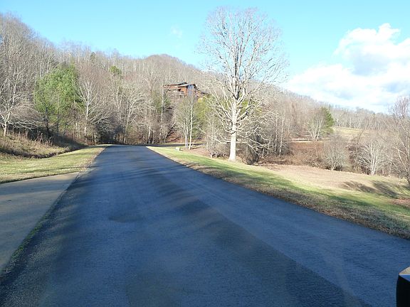 State maintained part of rd.