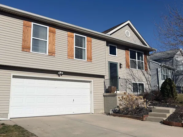 11040 Girard St, Omaha, NE 68142