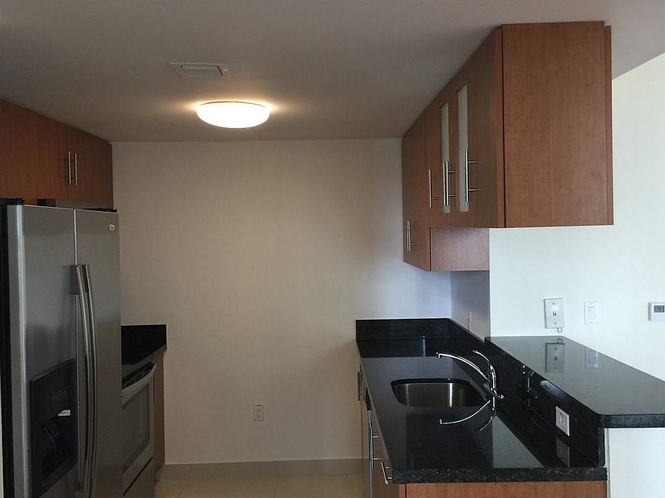 1st image of 601 NE 23rd St Ph 5D