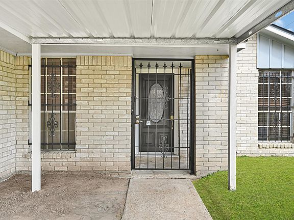 3rd image of 6319 Bluestone Dr