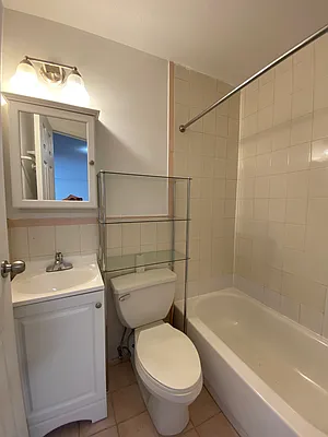 Rented by R New York | media 14