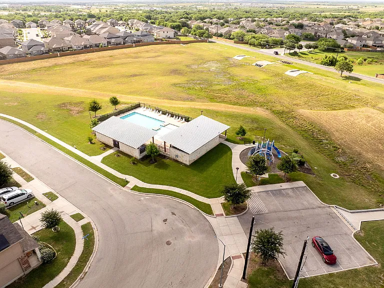 8802 McCoy Pass — Photo 41
