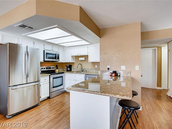 4th image of 1008 Falconhead Ln Unit 201