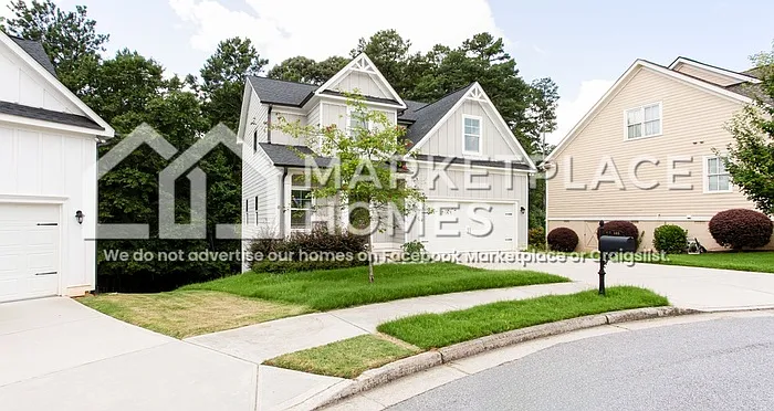 185 Russell Way — Photo 4