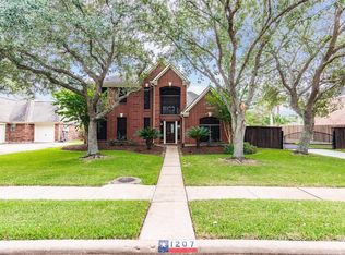 1207 Bob White Dr, Friendswood, TX 77546