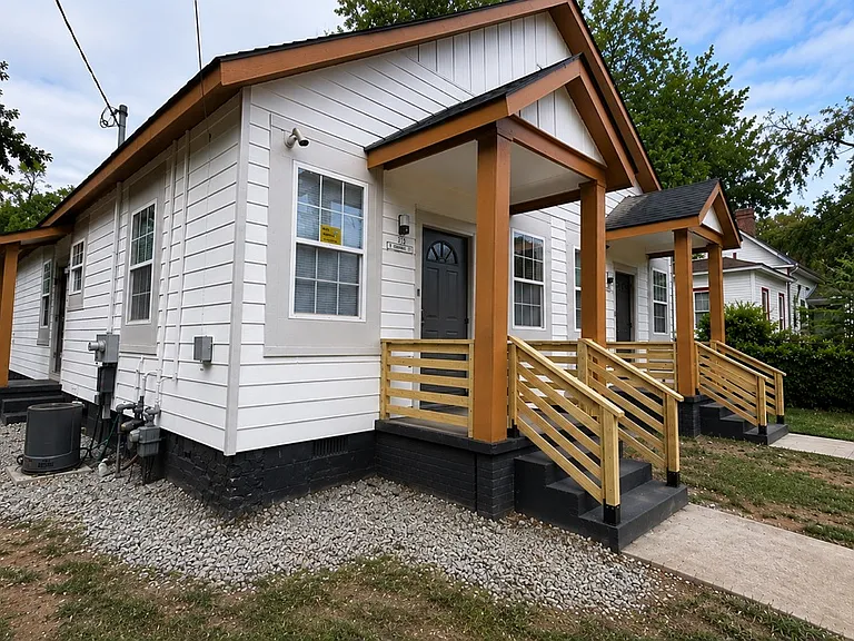 313 W Chappell St — Photo 14